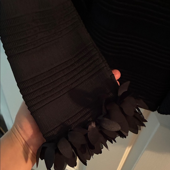 Chic Black Ruffle Cardigan - Picture 4 of 4